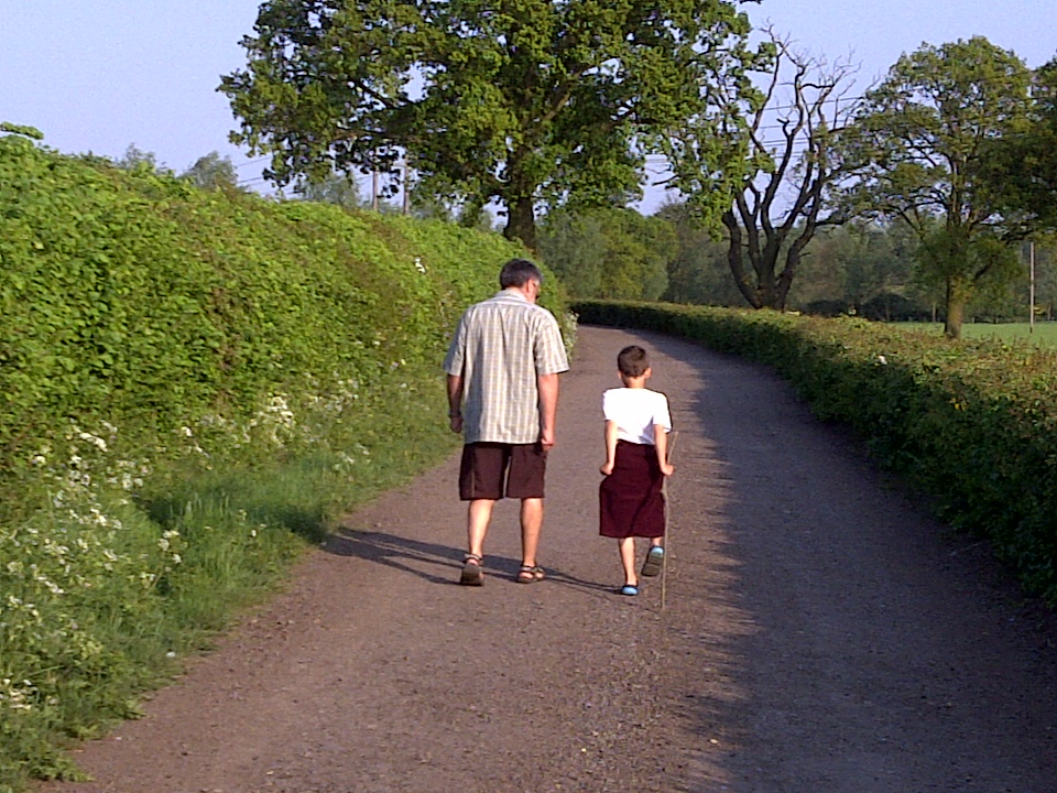 On the road between Bigods and the church at Church End, Great Dunmow, Spring 2011